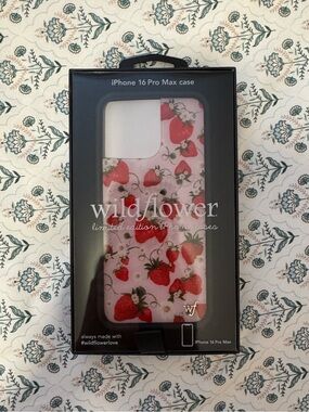Wildflower Pink Strawberry Pattern iPhone 16 Pro Max Case